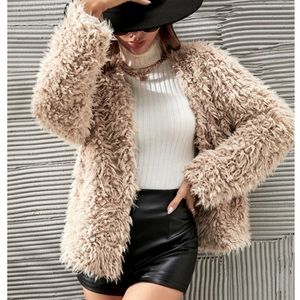 Honey Punch shag faux fur fuzzy coat SM